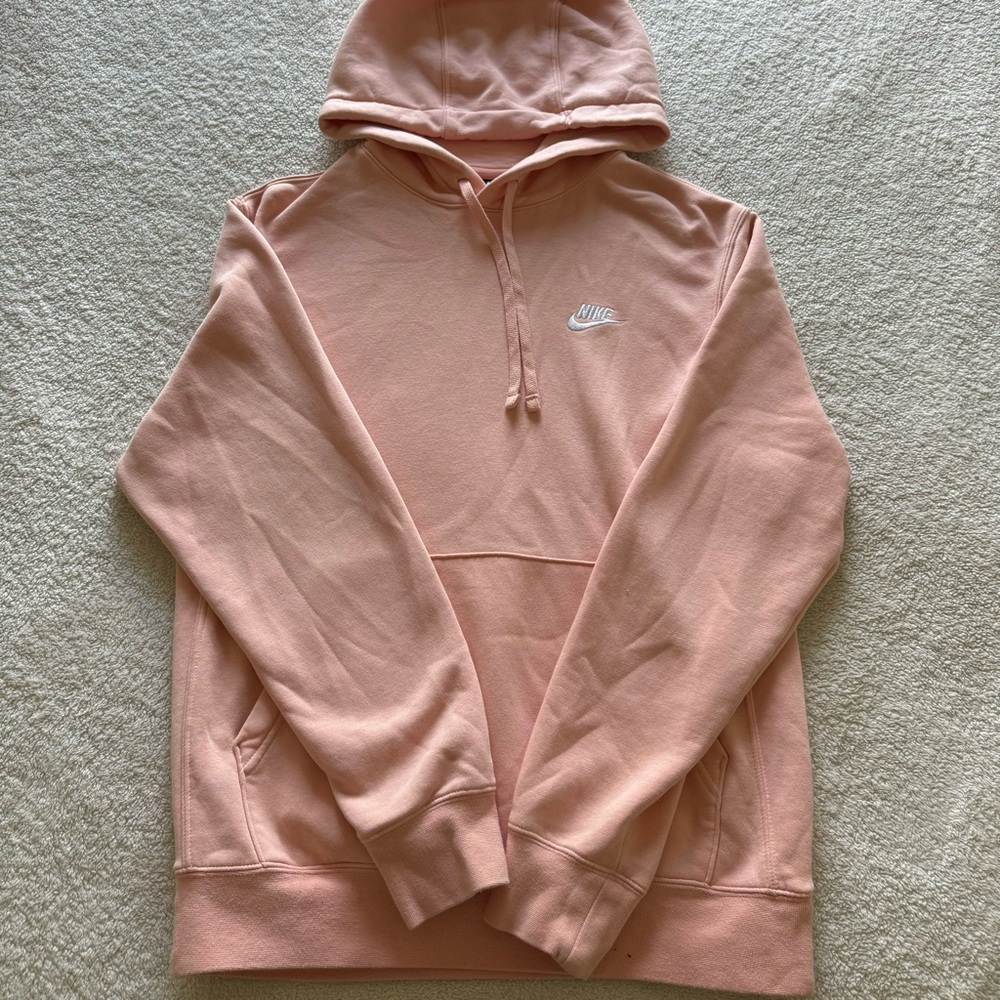 Nike Sportswear Club Fleece
Pullover Hoodie Rose pink